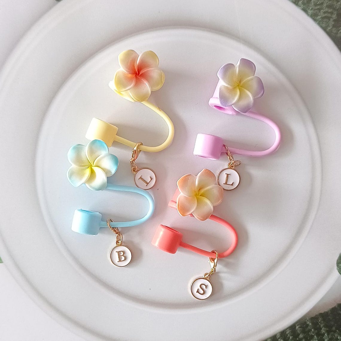 Personalised Silicone Stanley Straw Cap with Floral Design & Letter Charm